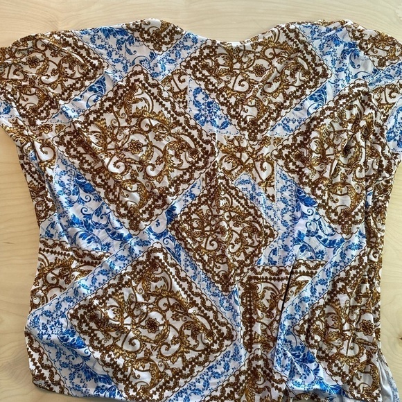 Rouge Collection Short Sleeve Cardigan O/S (DR) - Picture 6 of 7